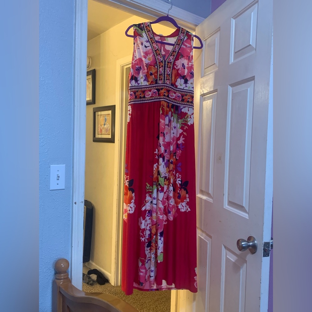 London Times Red and Pink Floral Maxi Dress